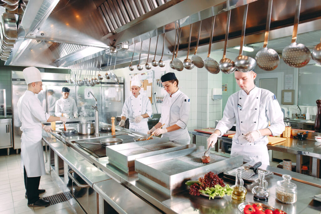 A Foodie’s Guide to Oak Hill: Nashville’s Best-Kept Secret for Dining Delights
